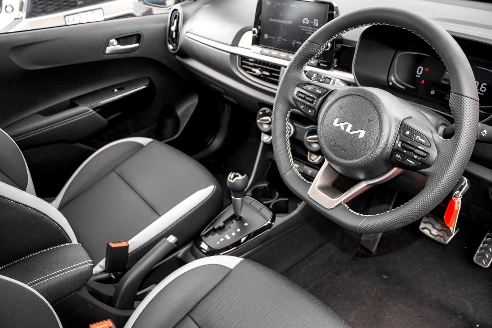 Kia Picanto image 4