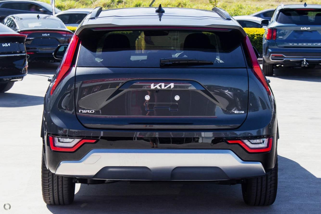 Kia Niro image 3