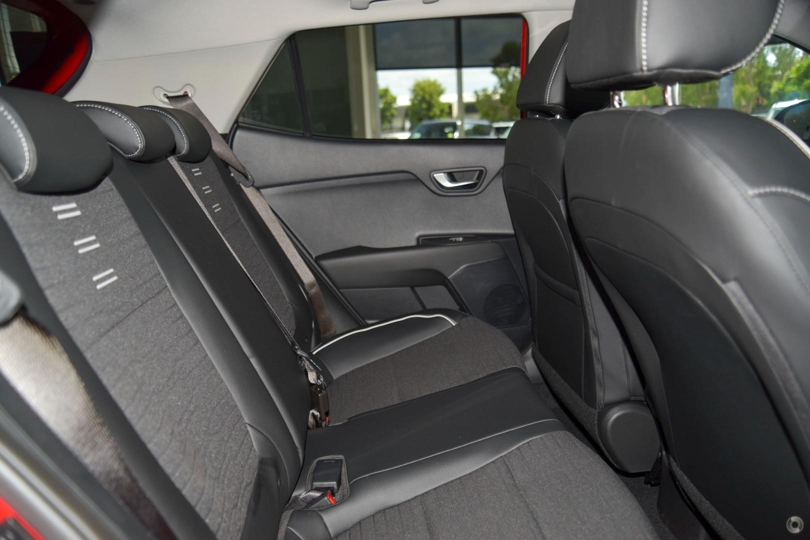 Kia Stonic image 1