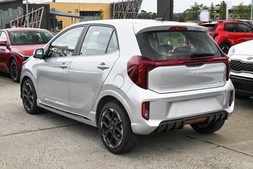 https://dvg-vehicle-assets.s3.amazonaws.com/K931127/80ryum9oeeqdeuyvk6susymm2.jpg