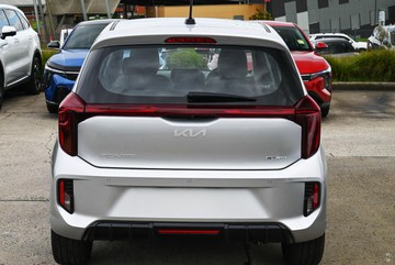https://dvg-vehicle-assets.s3.amazonaws.com/K931127/v0q3yb2kpfwblpp9d35aorvs8.jpg