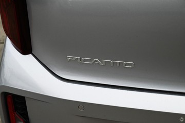 https://dvg-vehicle-assets.s3.amazonaws.com/K931127/xvotvgllcpo7204jb4gf737p3.jpg