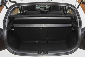 https://dvg-vehicle-assets.s3.amazonaws.com/K931129/re1oymyubl6djs3zy7fa1qm05.jpg