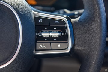 https://dvg-vehicle-assets.s3.amazonaws.com/K942300/407heew2knkvgvo8iccbmzwa9.jpg