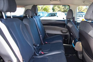 https://dvg-vehicle-assets.s3.amazonaws.com/K942300/lxe2fvr00hc6nrxwv8c7ouki9.jpg