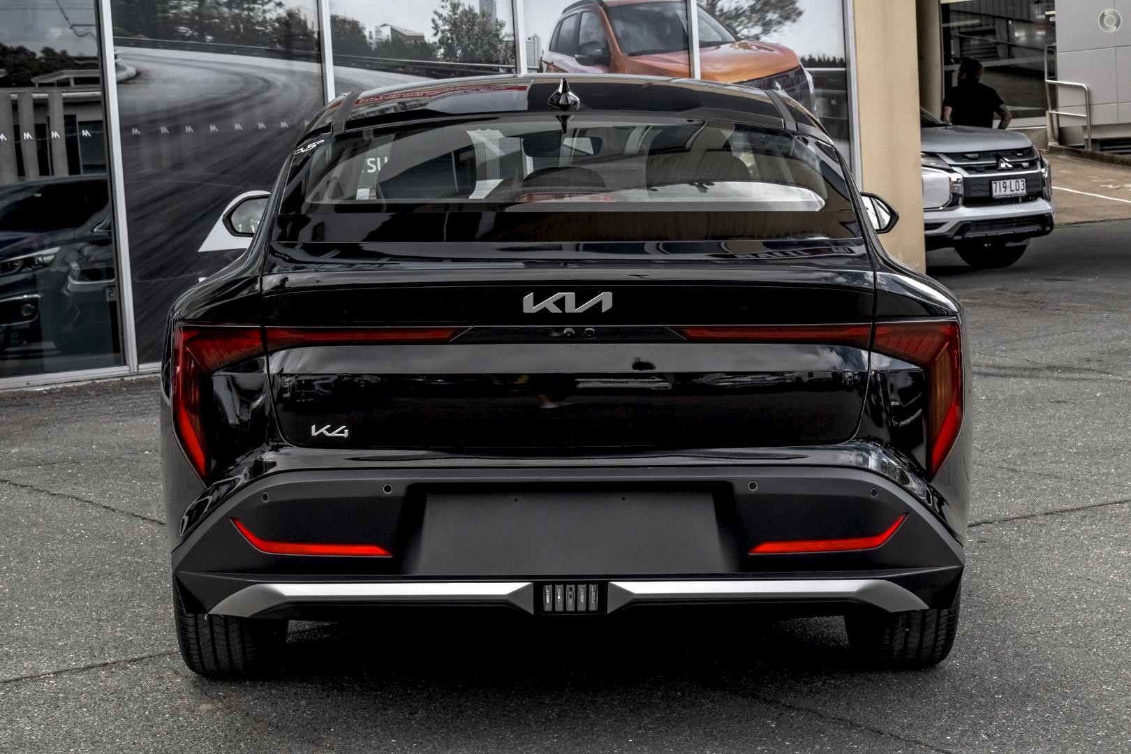 Kia K4 image 3