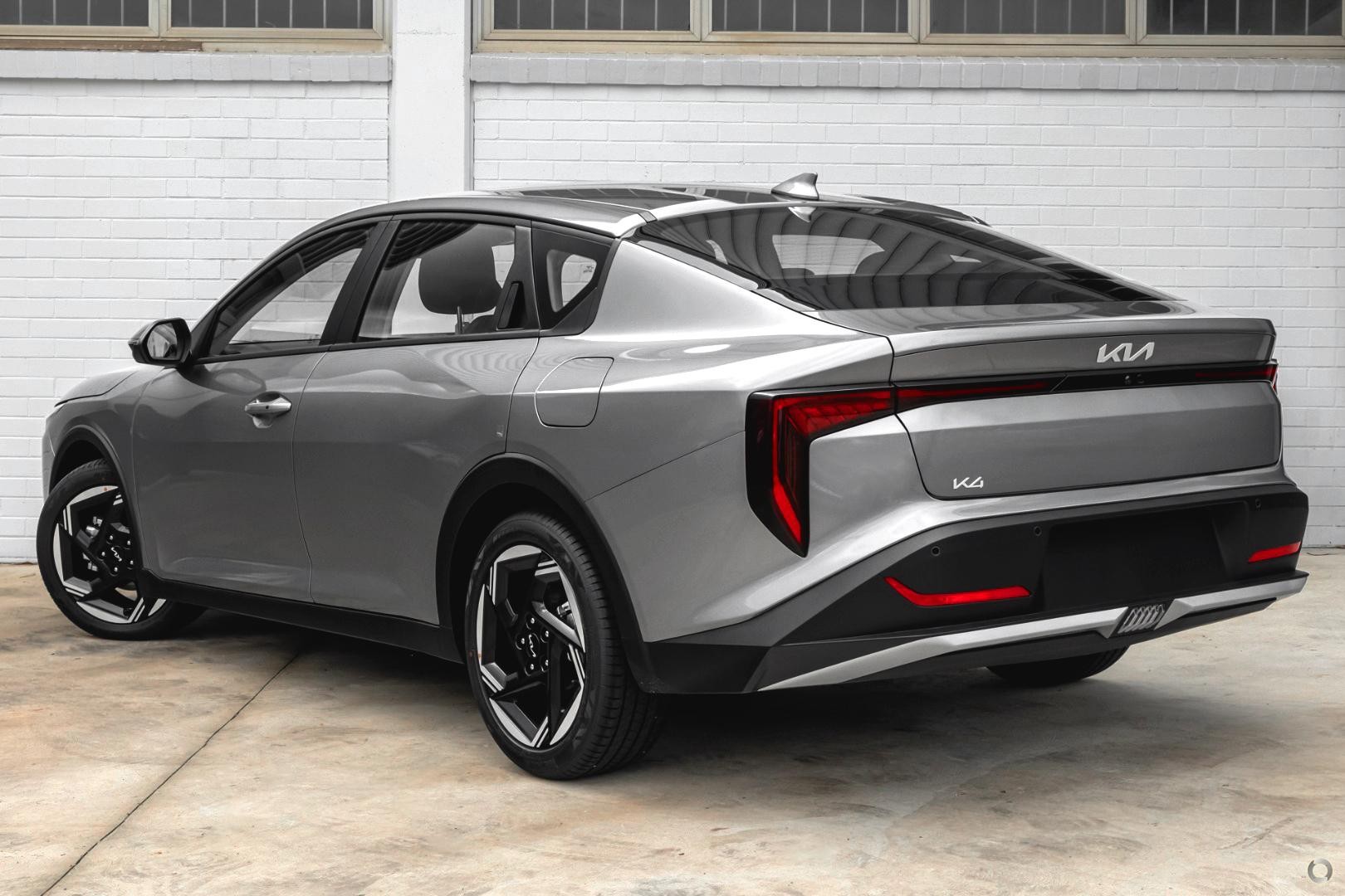 Kia K4 image 4