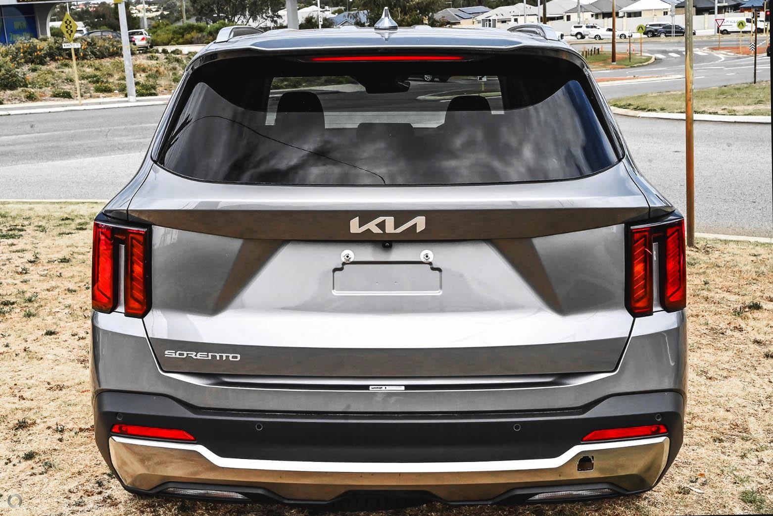 Kia Sorento image 3