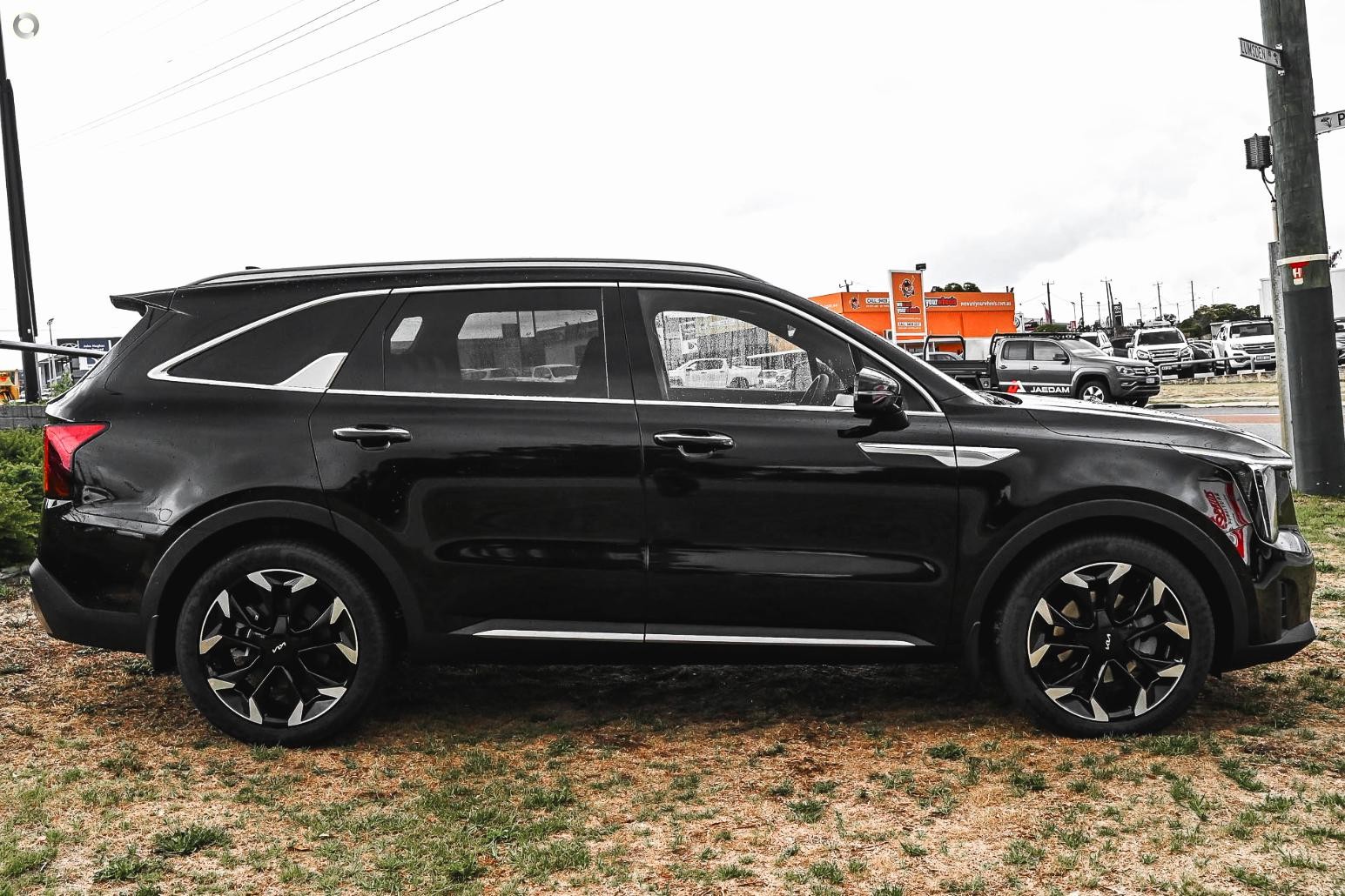Kia Sorento image 3