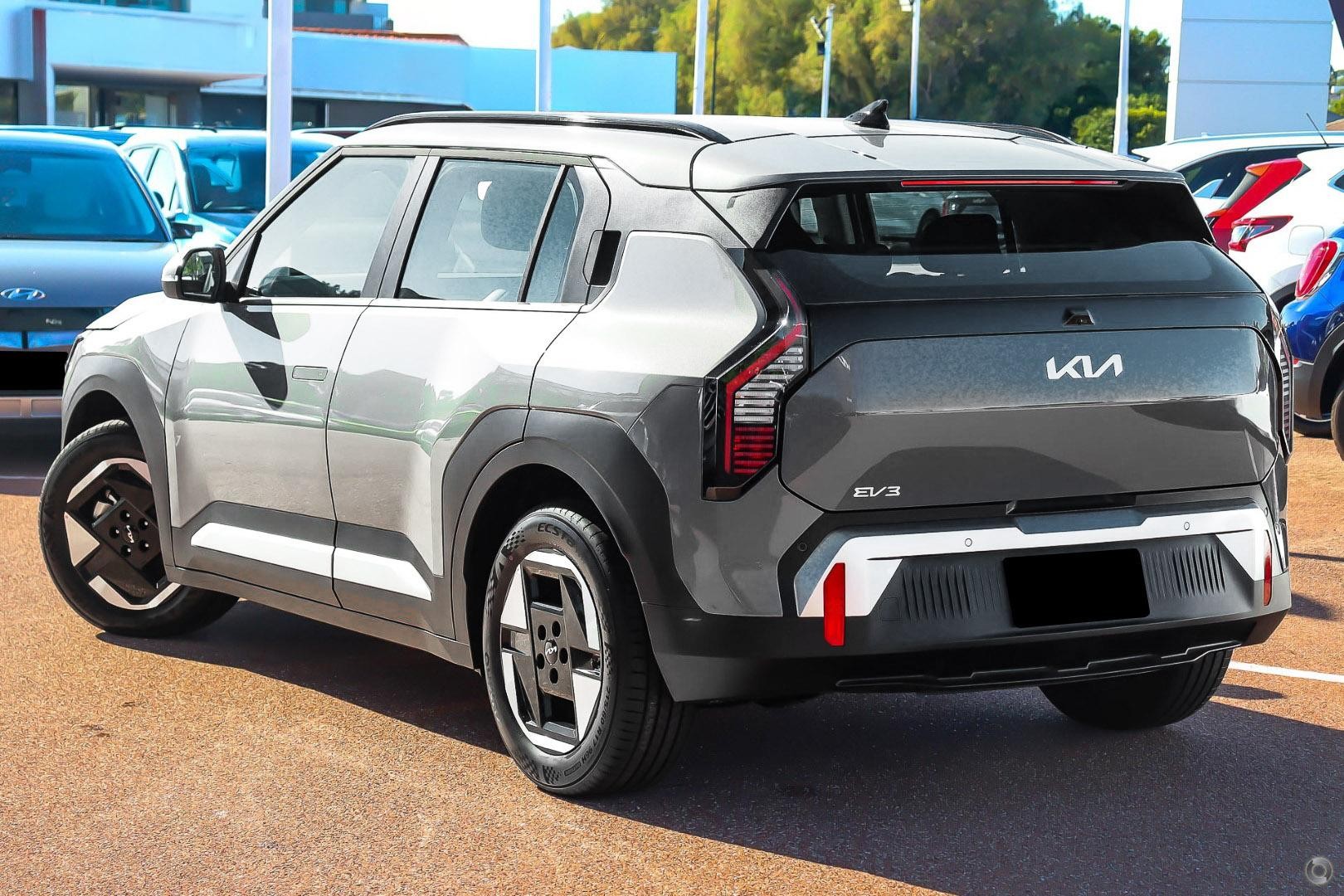 Kia Ev3 image 4