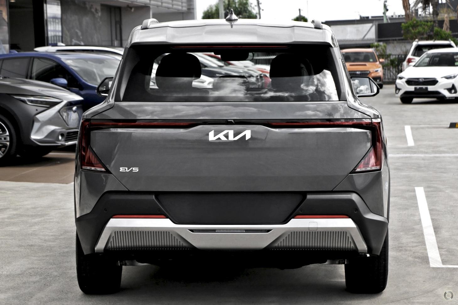 Kia Ev5 image 3