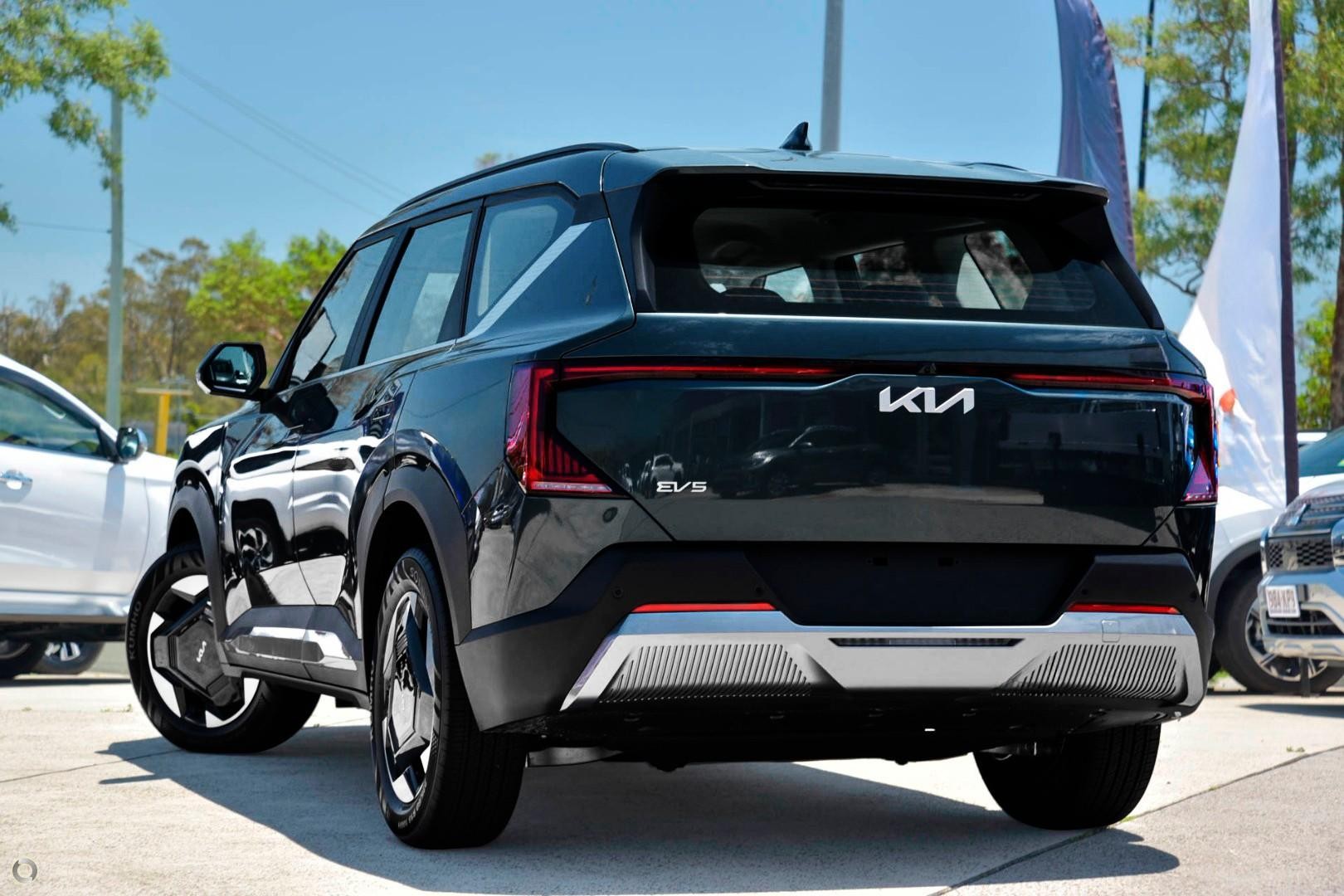 Kia Ev5 image 4