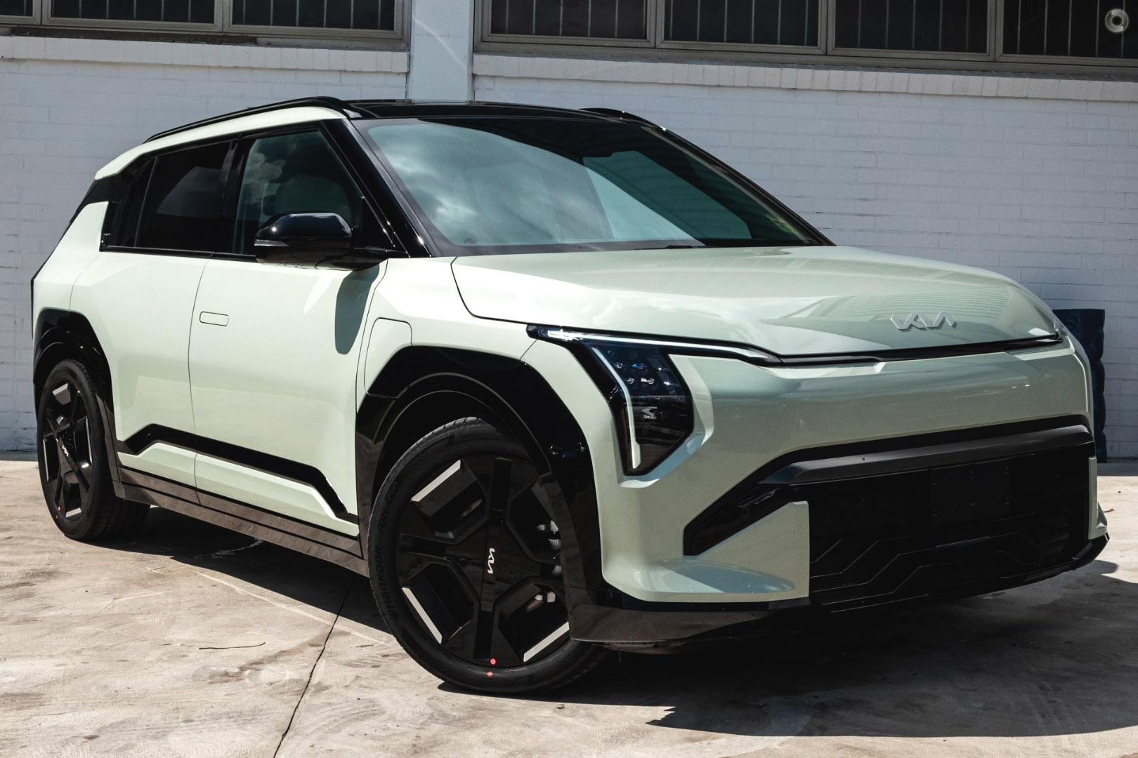 Kia Ev3 image 1