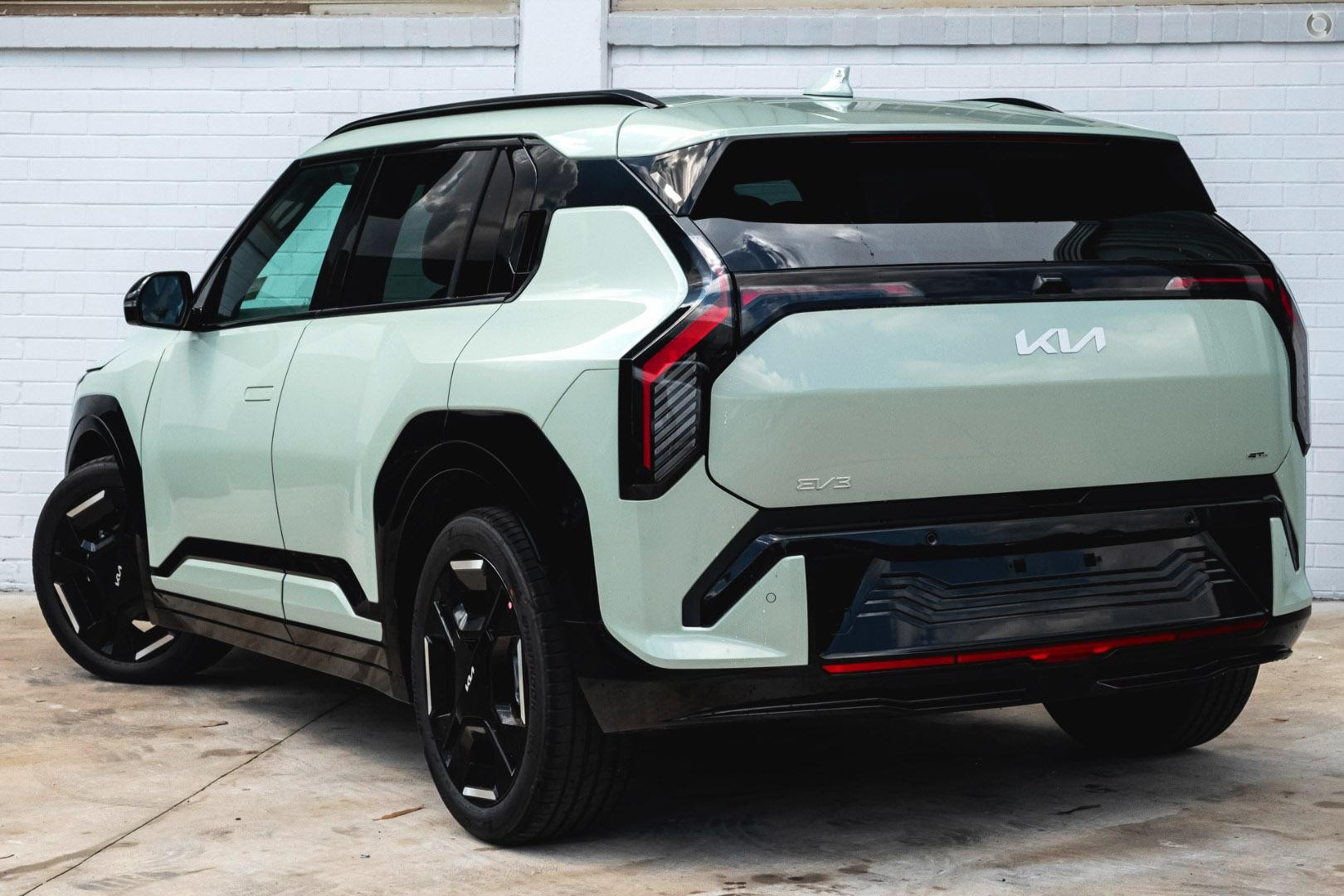 Kia Ev3 image 4