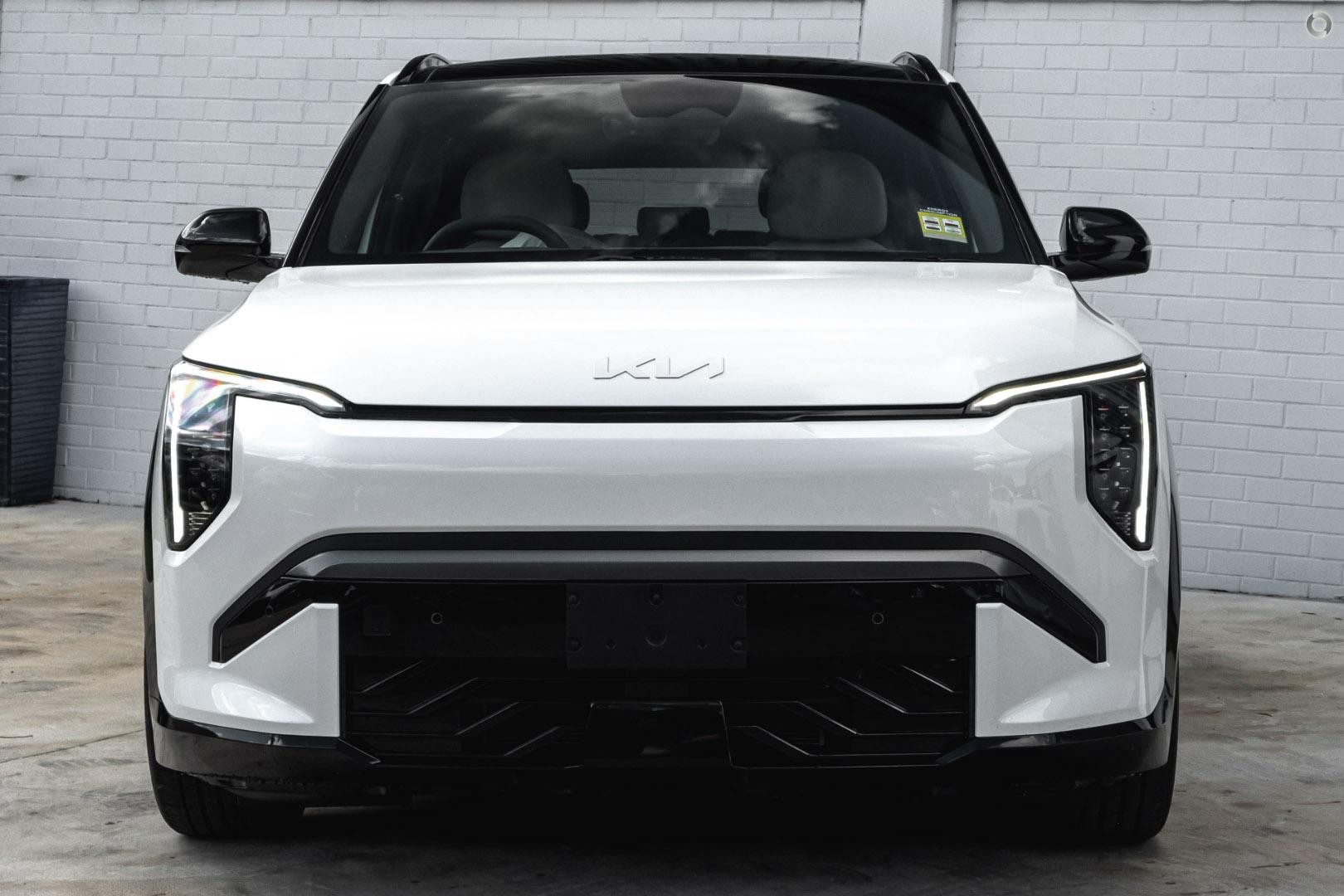 Kia Ev3 image 2