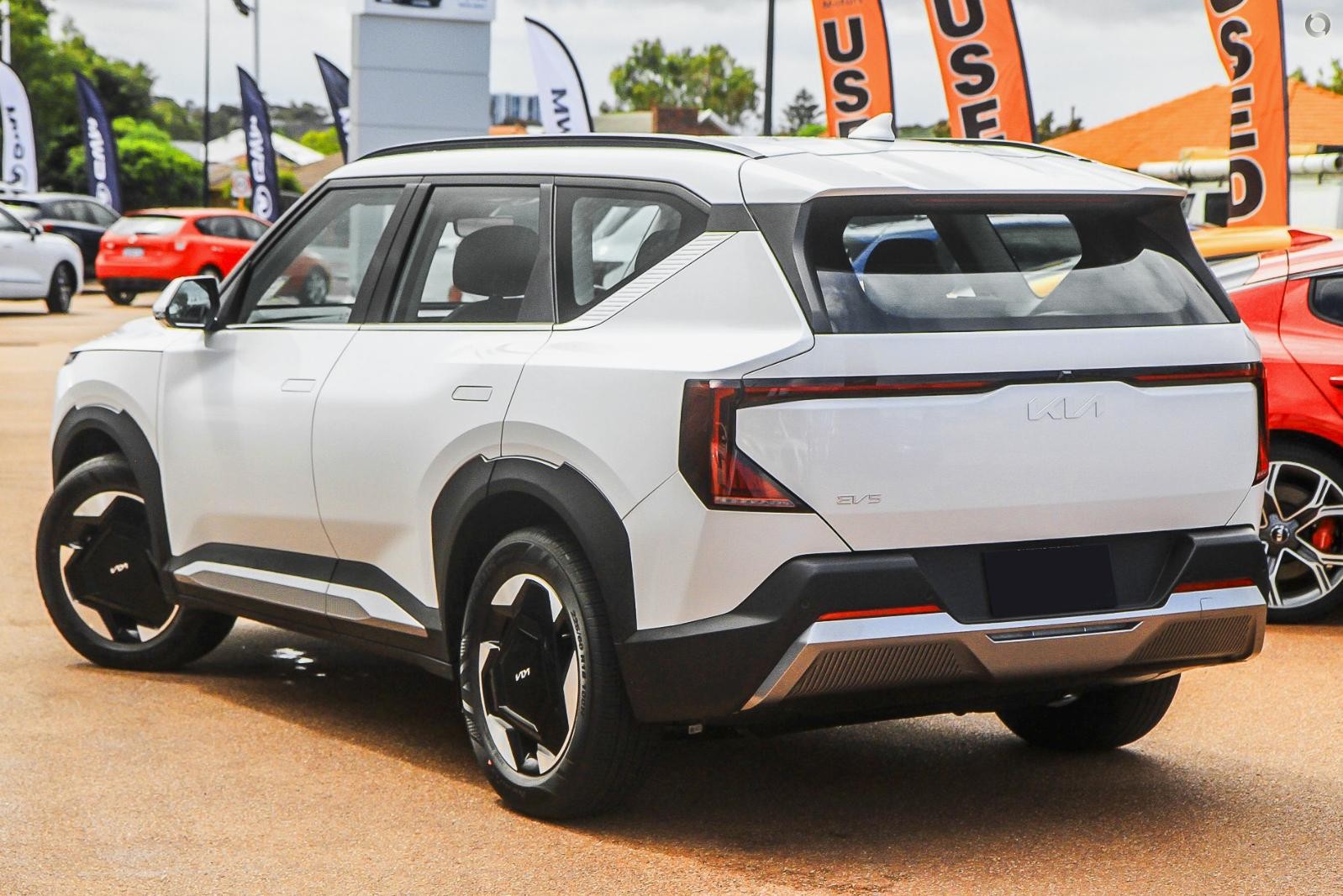 Kia Ev5 image 4