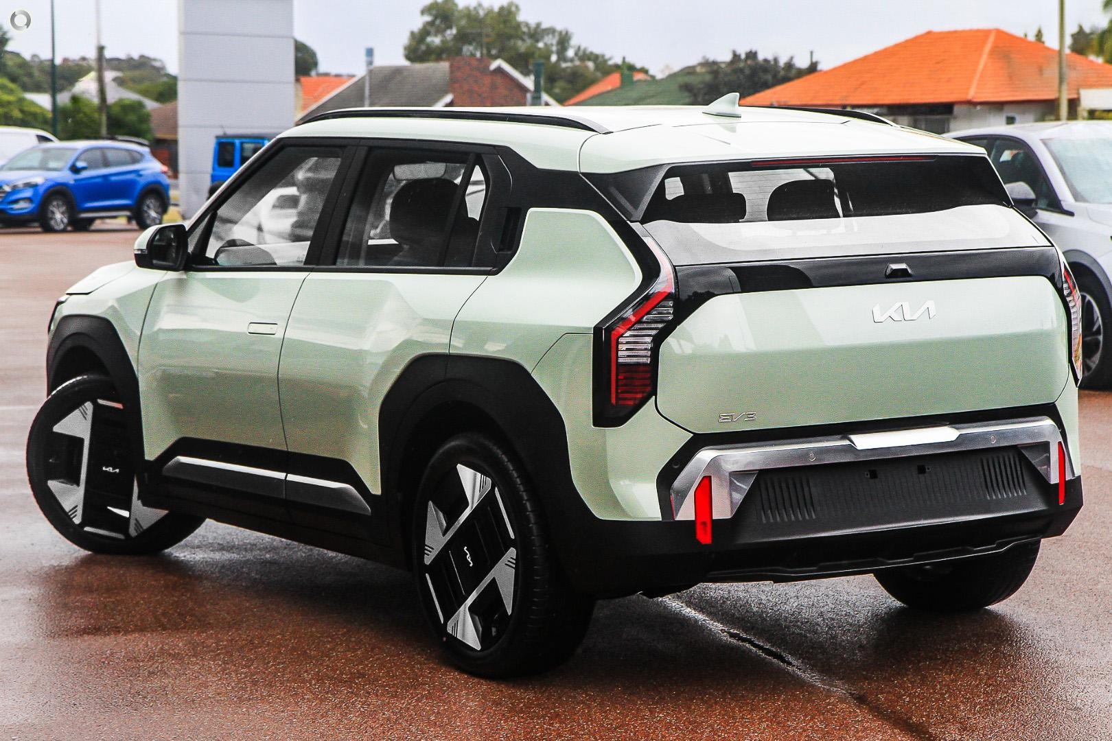 Kia Ev3 image 4