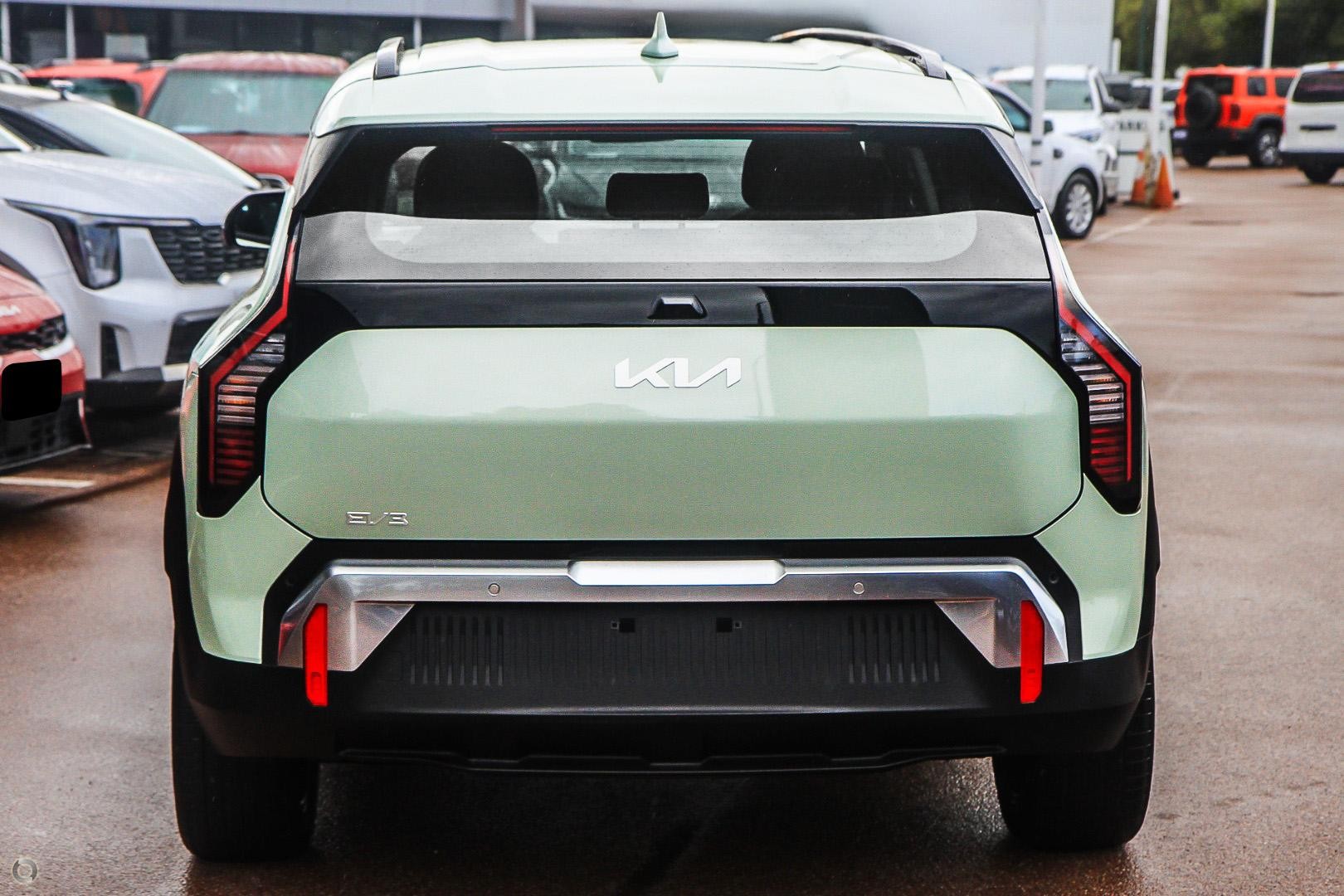 Kia Ev3 image 3