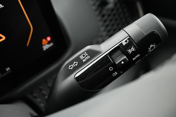https://dvg-vehicle-assets.s3.amazonaws.com/K976424/9c7hdr0fnd16un50tfxtr05fh.jpg
