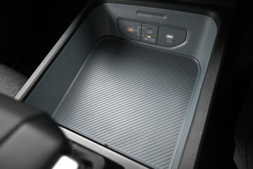 https://dvg-vehicle-assets.s3.amazonaws.com/K976424/c2sbqq3qc8ht5fp70mz9w60pw.jpg