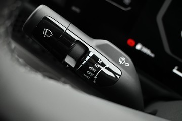 https://dvg-vehicle-assets.s3.amazonaws.com/K976424/d99yiuqn2juh70x1k0try4zww.jpg