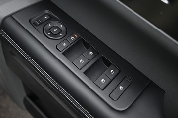https://dvg-vehicle-assets.s3.amazonaws.com/K976424/dhjcneme7bp78zztvmlxodbuk.jpg