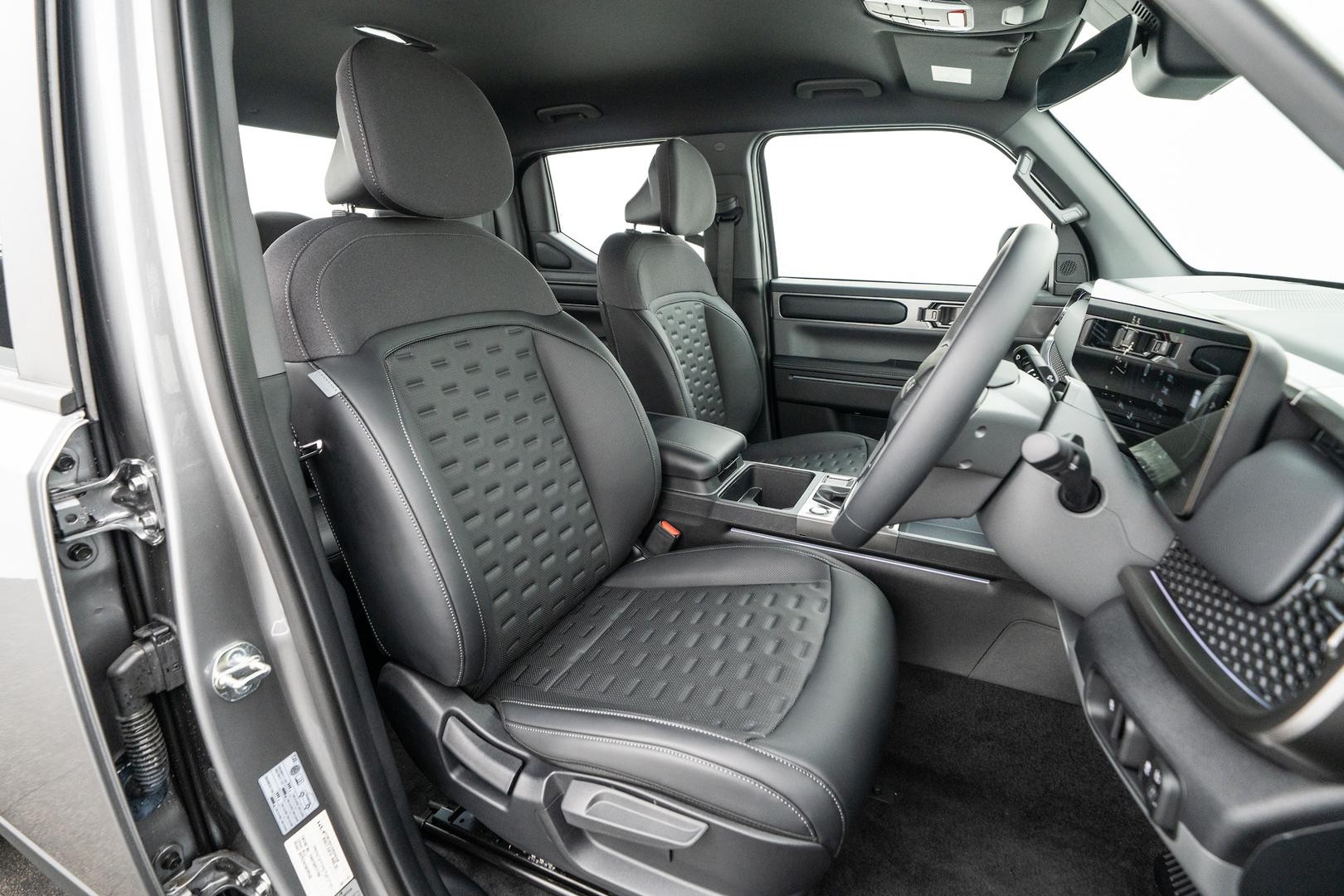Kia Tasman image 1