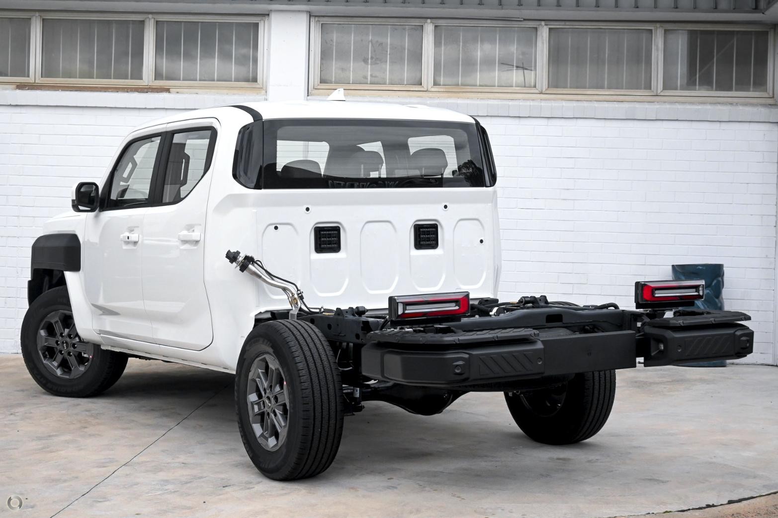 Kia Tasman image 4