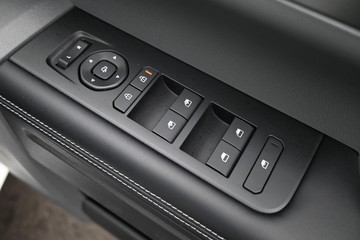 https://dvg-vehicle-assets.s3.amazonaws.com/K976426/4u9tu8y810g6z08ab9r7ztz3g.jpg