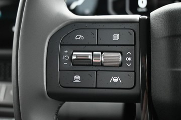 https://dvg-vehicle-assets.s3.amazonaws.com/K976426/9sw9bxcw4ceueh6znqmm8a7me.jpg