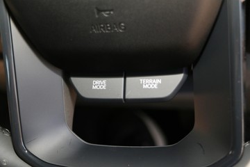 https://dvg-vehicle-assets.s3.amazonaws.com/K976430/ag66h8fmcivh3vv6n1c32g128.jpg
