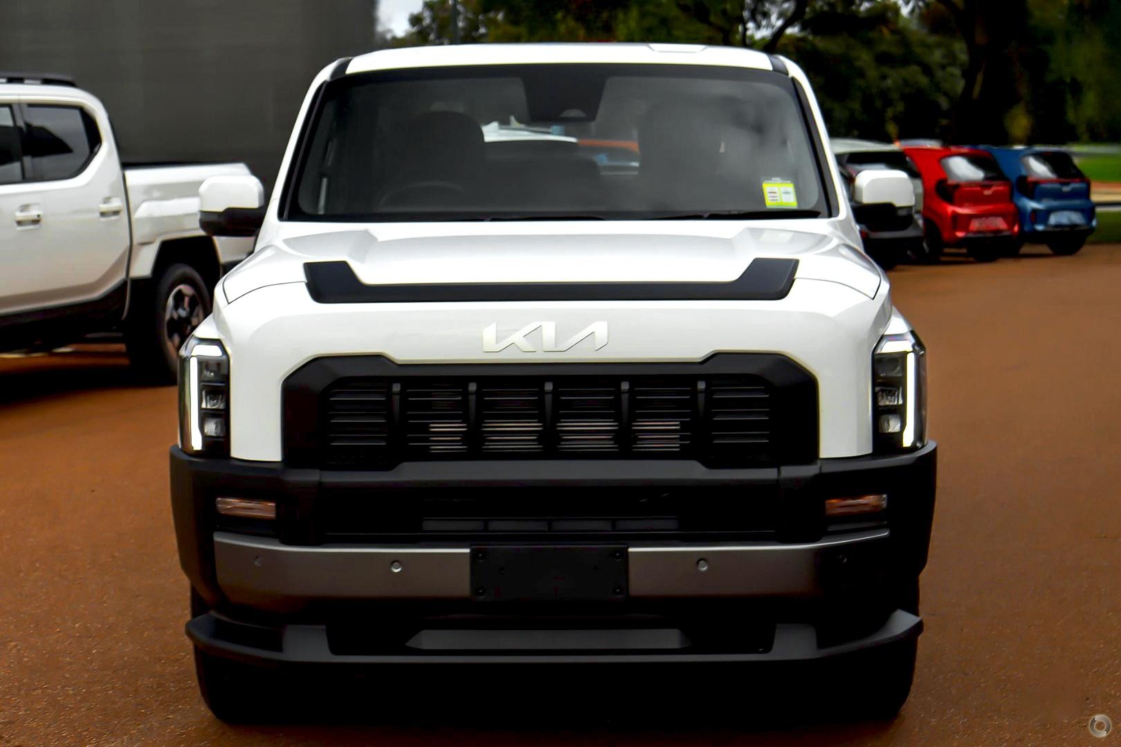 Kia Tasman image 2