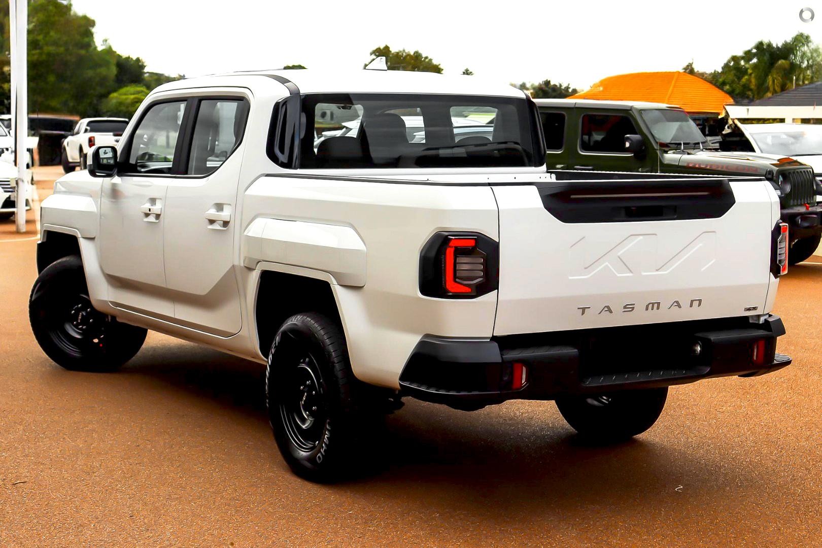 Kia Tasman image 4
