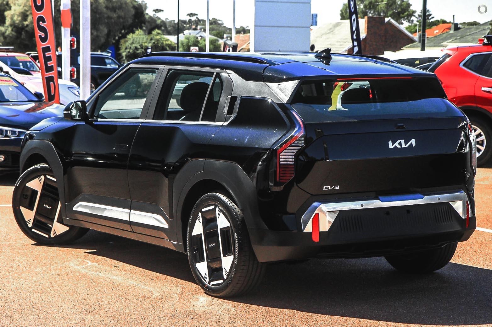 Kia Ev3 image 4