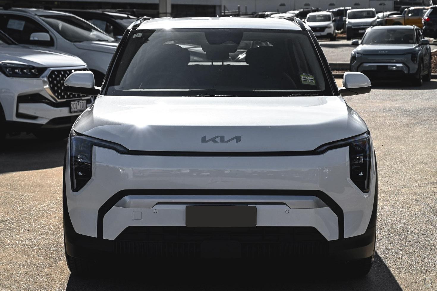 Kia Ev3 image 2