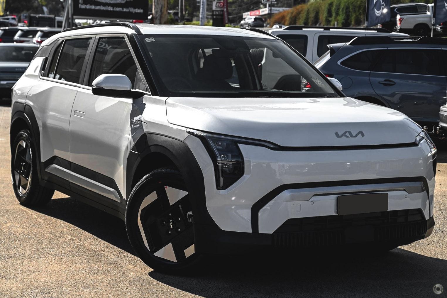 Kia Ev3 image 1
