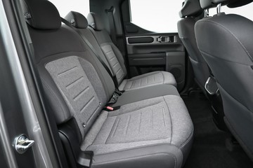 https://dvg-vehicle-assets.s3.amazonaws.com/K986961/8pnapnbvemy2fnkxz65bwnm8l.jpg