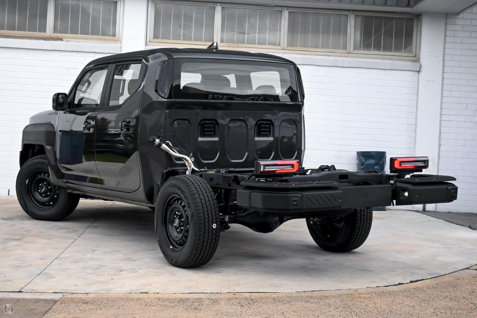 Kia Tasman image 4