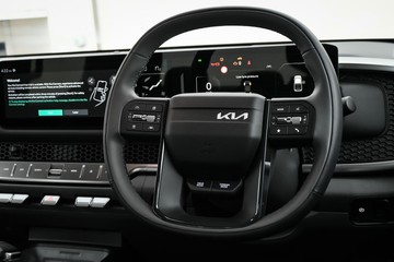 https://dvg-vehicle-assets.s3.amazonaws.com/K986966/4eocohdjf6whjrj8i4hfvz15o.jpg