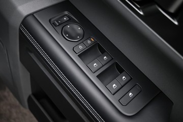 https://dvg-vehicle-assets.s3.amazonaws.com/K986966/5p2807bx253vhtvoe0l30eaac.jpg
