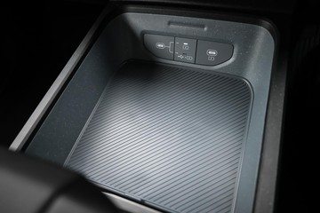 https://dvg-vehicle-assets.s3.amazonaws.com/K986966/7yqmbx15q7jsuznoz5i8mztl.jpg