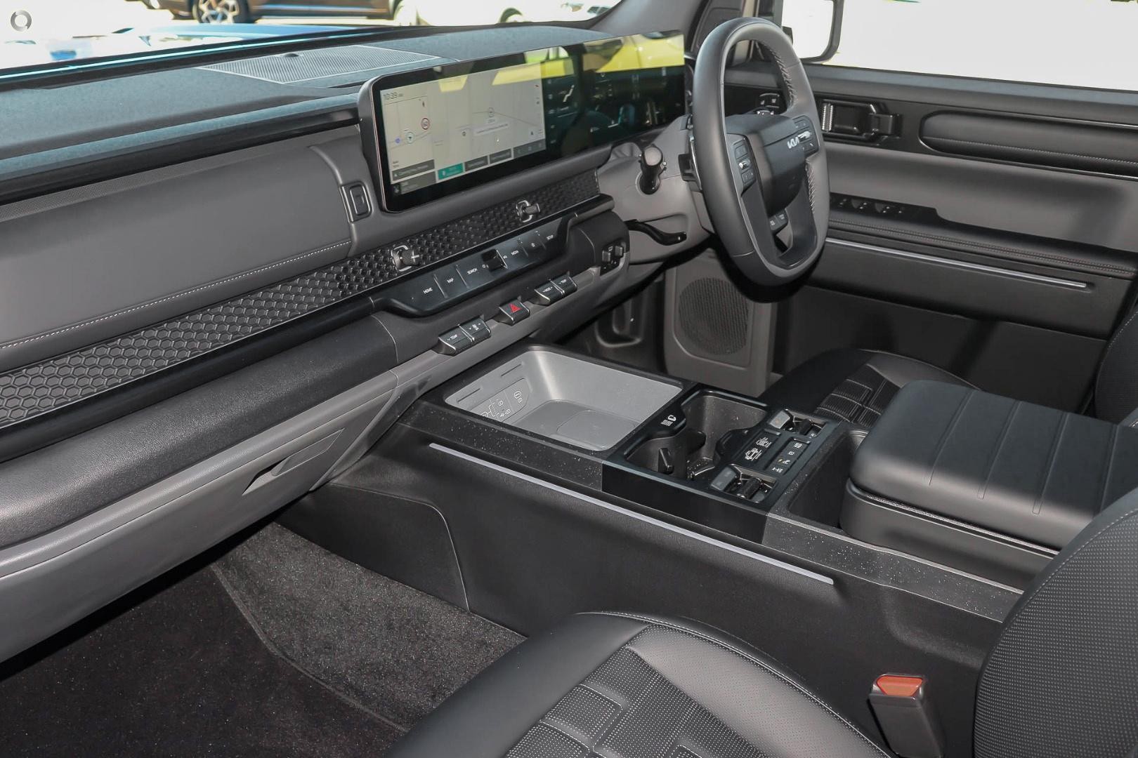 Kia Tasman image 2