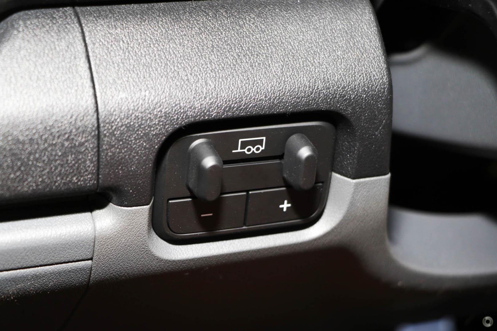Kia Tasman image 3