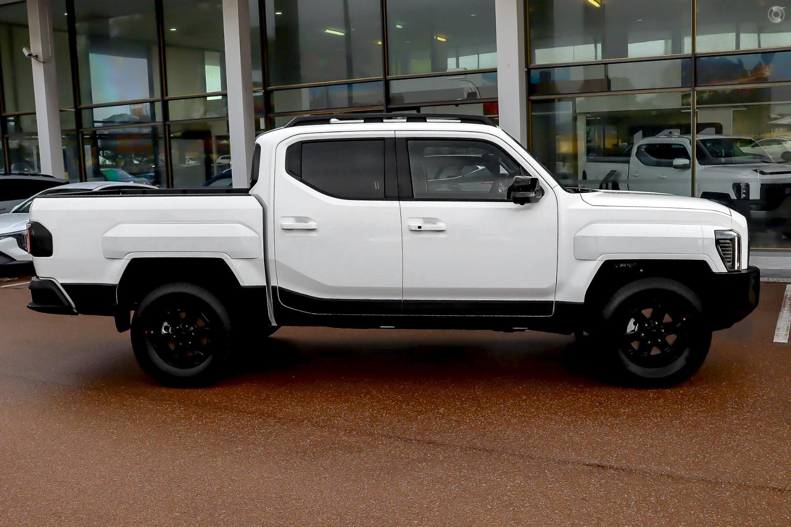 Kia Tasman image 1