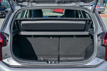 https://dvg-vehicle-assets.s3.amazonaws.com/K995433/lh168mrfcard8hsrgvrdfz27.jpg