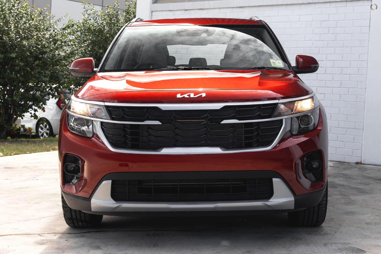 Kia Seltos image 2