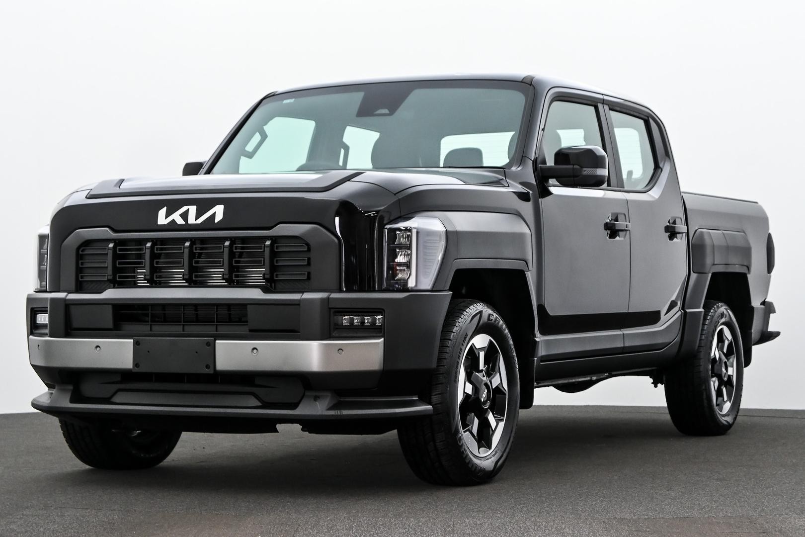 Kia Tasman image 2
