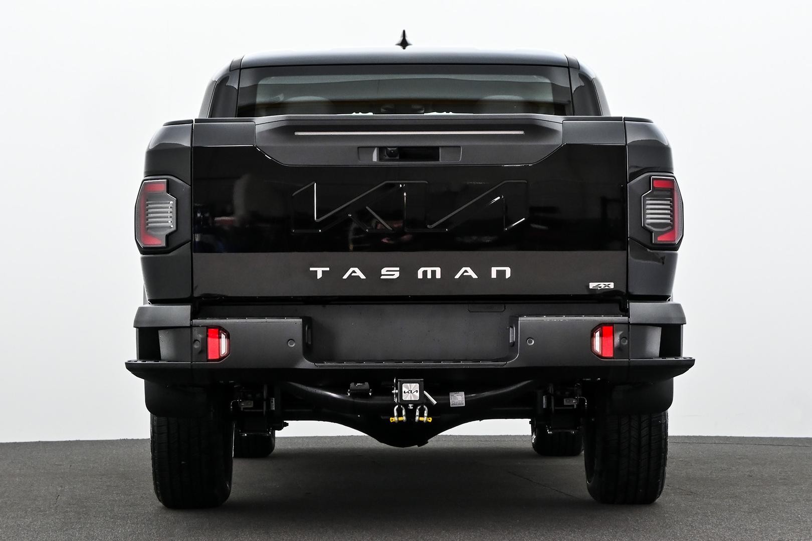 Kia Tasman image 3