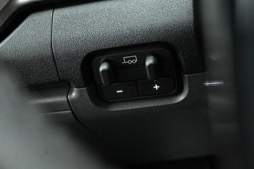 https://dvg-vehicle-assets.s3.amazonaws.com/K995516/6nfzdj7zcj6ukjru49x4ekmnx.jpg