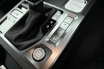https://dvg-vehicle-assets.s3.amazonaws.com/K995517/4ip0mcm8uyomhekfk2awiunjc.jpg